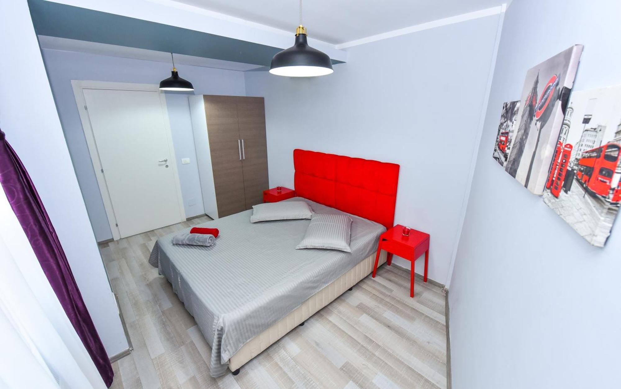 City Center Suite With Terrace Букурещ Екстериор снимка